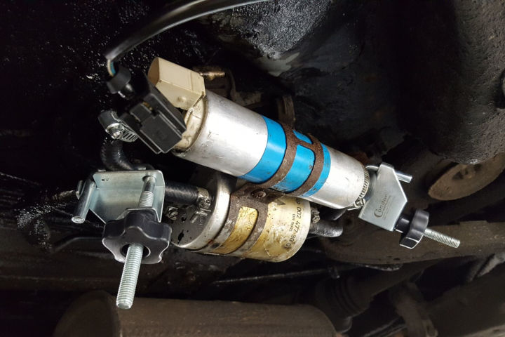File:W220 fuel pump replacement.jpg