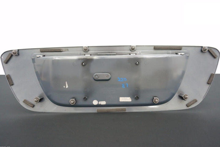 File:W220 trunk lid covering A2207500381 facelift back.jpg