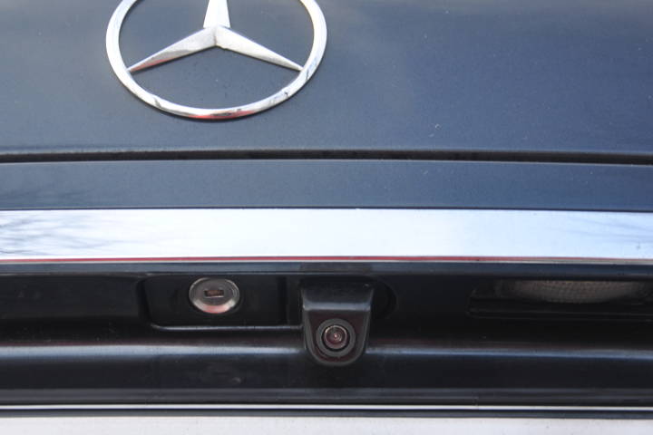 File:W220 generic rear view camera trunk latch.jpg