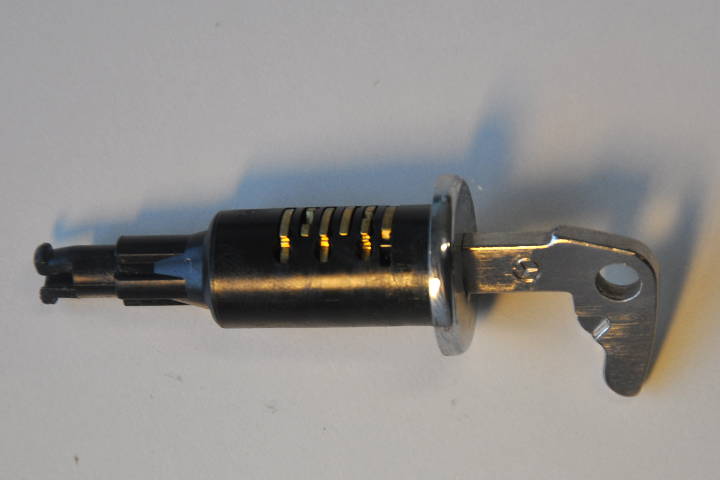 File:W220 glove box key in lock cylinder.jpg