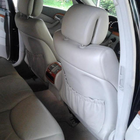 File:W220 facelift front seat without seat ventilation.jpg
