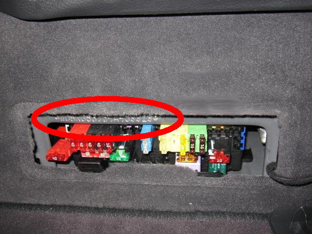 File:W220 VIN on rear fuse box.jpg