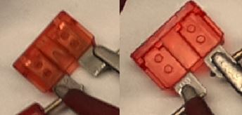 File:W220 40A (orange or amber) and 10A (red) fuses.JPG