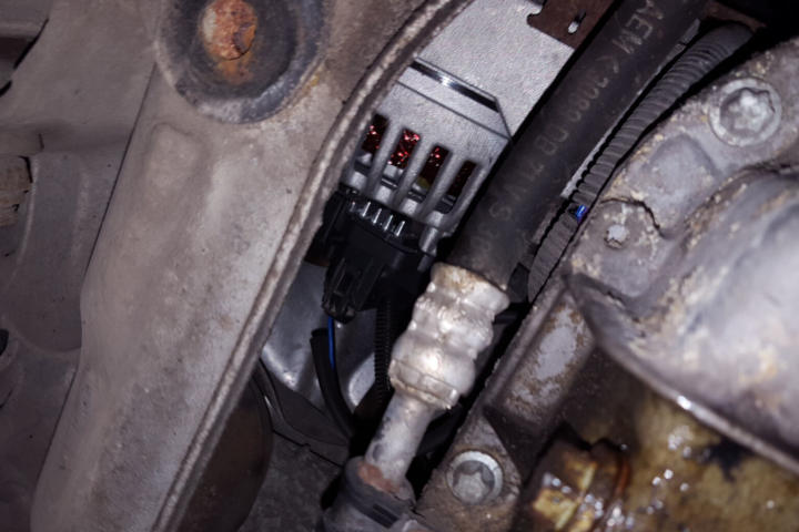 File:W220 alternator connections underneath car.jpg