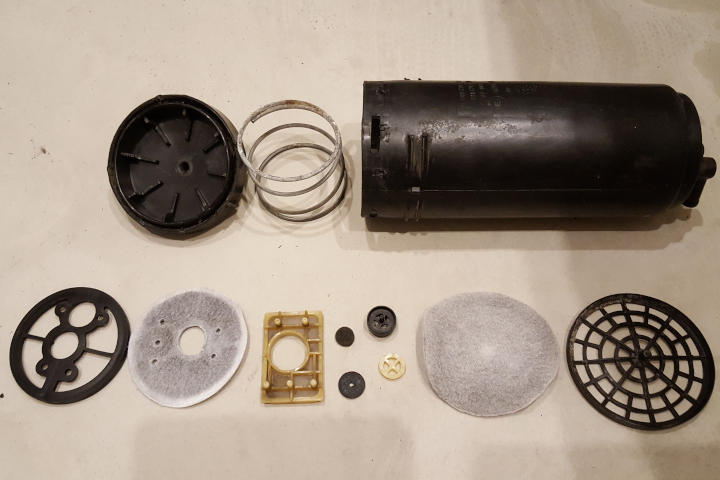 File:W220 A2204700659 activated charcoal canister dismantled.jpg