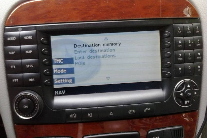File:W220 comand navigation menu.jpg
