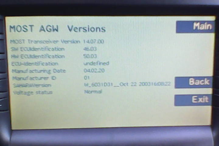File:W220 COMAND-APS MOST AGW Versions before update.jpg