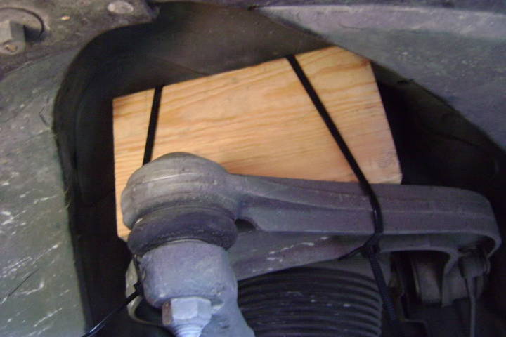 File:W220 airmatic front emegrency fix 3.jpg