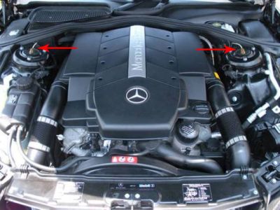 File:W220 engine compartment airmatic.jpg
