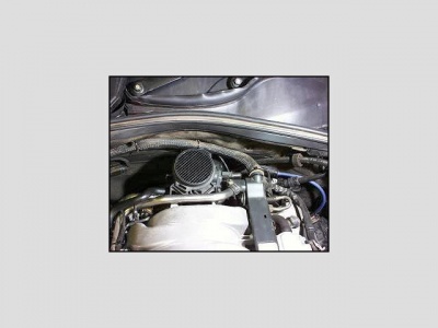 Shown on 220 S350, Engine compartment, rear, Center