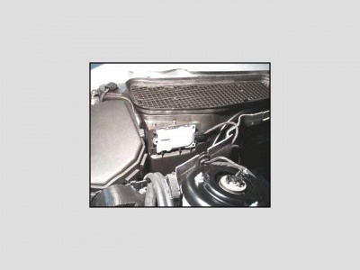 Shown on 220 S430, Engine compartment, right rear