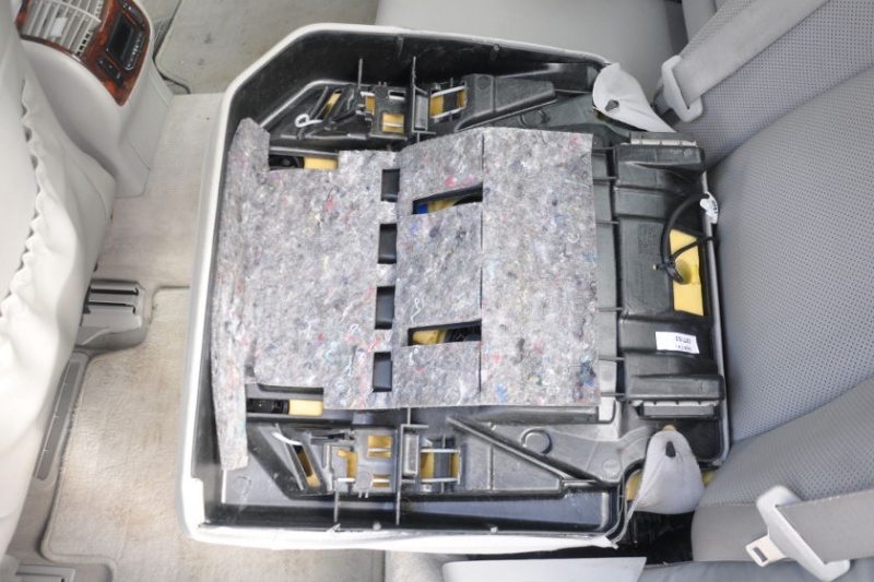 File:W220 rear individual seat cushion removed.jpg