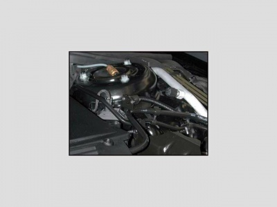 Shown on 220 S500, Engine compartment, left