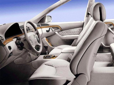 Shown on 220 S500, Center console, between seats