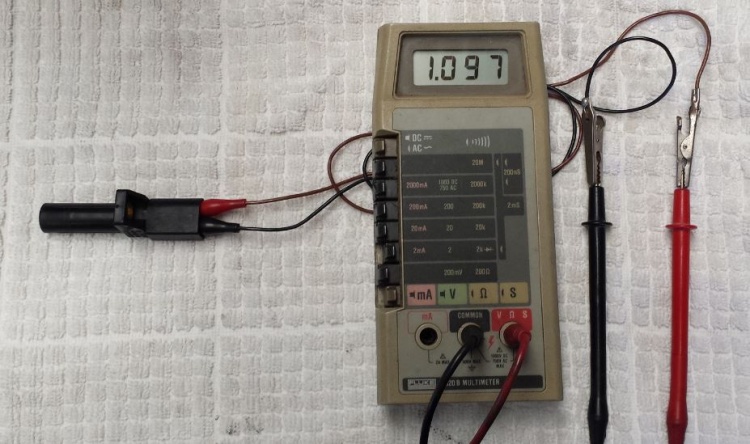 Crankshaft position sensor - W220 S-Class Encyclopedia