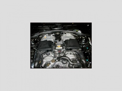 Shown on 220 S600, Engine compartment, rear, Center, Valid for: S600, S600 Bi Turbo