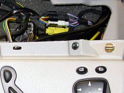 Shown on 220 S500, Left front door, Close to main component