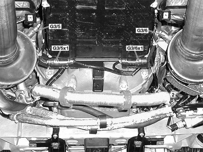 Shown on 220 S430, Engine compartment, left rear, Left side of automatic transmission