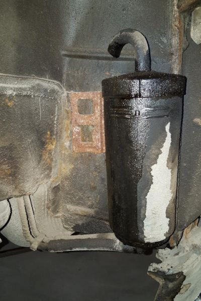 File:W220 activated charcoal canister leaking fuel 3.jpg